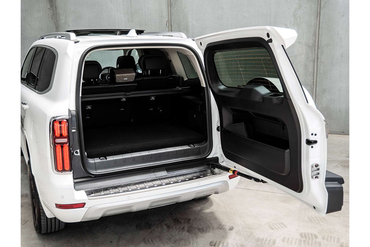 2025 GWM Tank 500 Ultra Hi4-T PHEV P03