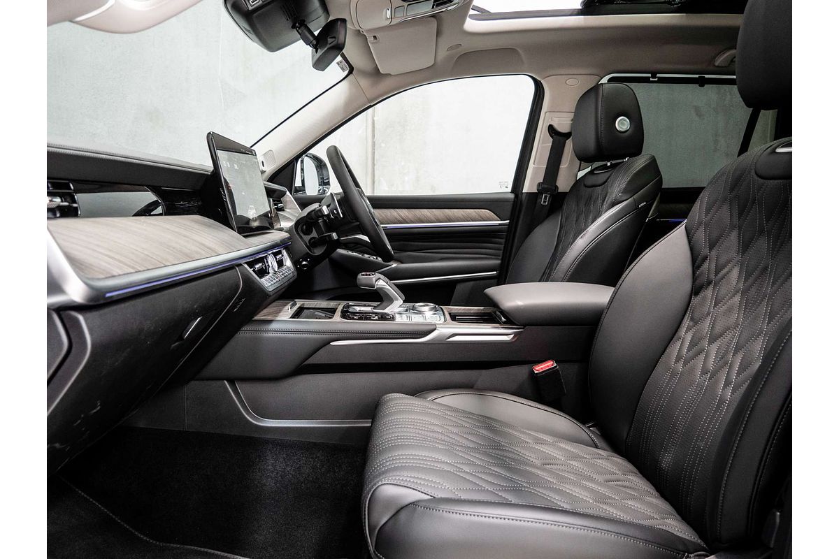 2025 GWM Tank 500 Ultra Hi4-T PHEV P03