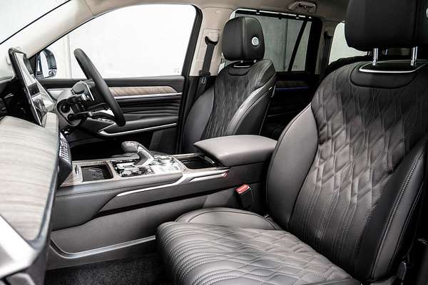 2025 GWM Tank 500 Ultra Hi4-T PHEV P03