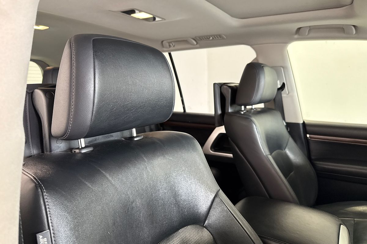 2018 Toyota Landcruiser Sahara VDJ200R