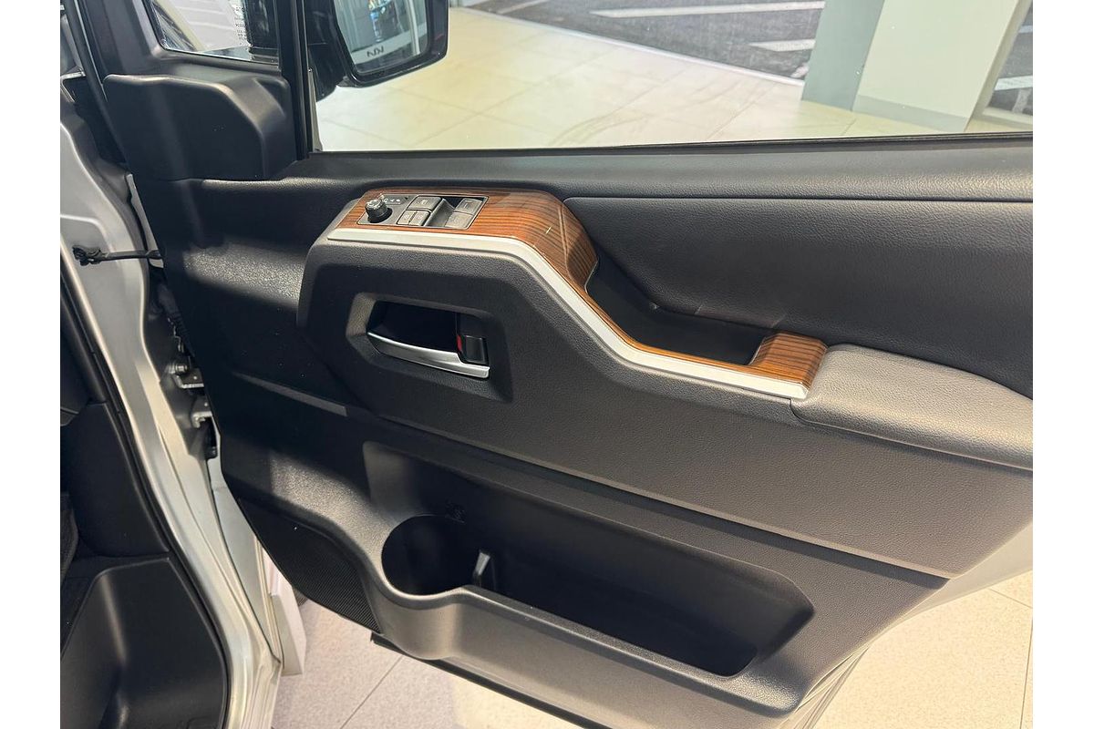 2019 Toyota Granvia VX GDH303R