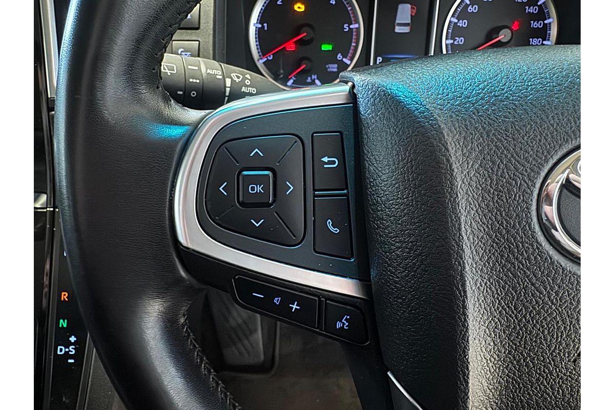 2019 Toyota Granvia VX GDH303R