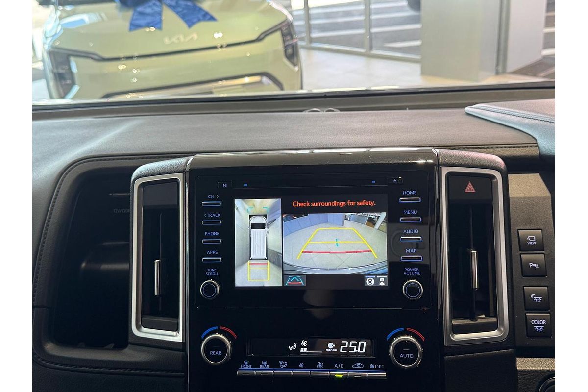 2019 Toyota Granvia VX GDH303R