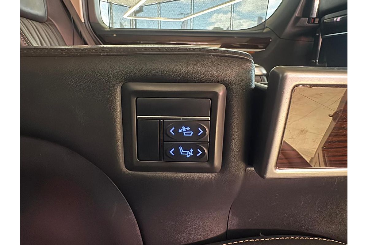 2019 Toyota Granvia VX GDH303R