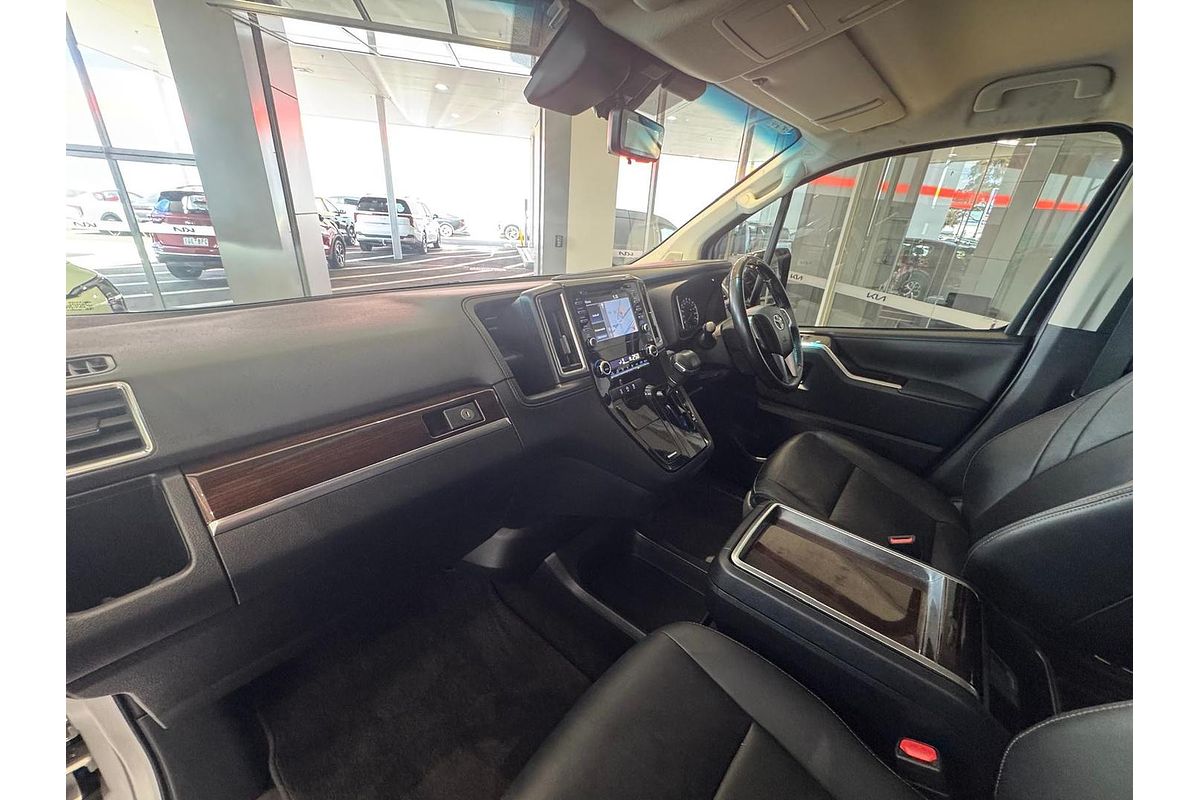 2019 Toyota Granvia VX GDH303R