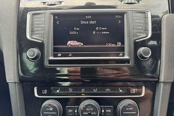 2016 Volkswagen Golf 110TSI Highline 7