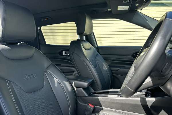 2023 Jeep Compass S-Limited M6