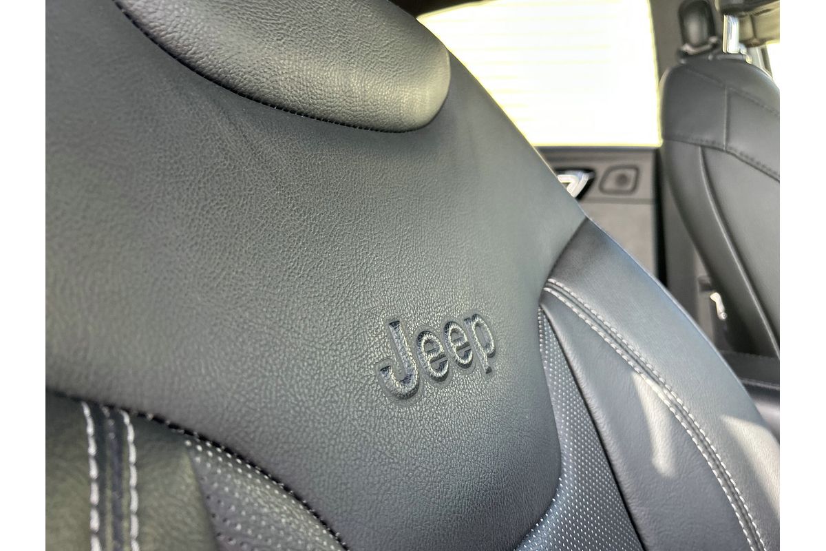 2023 Jeep Compass S-Limited M6