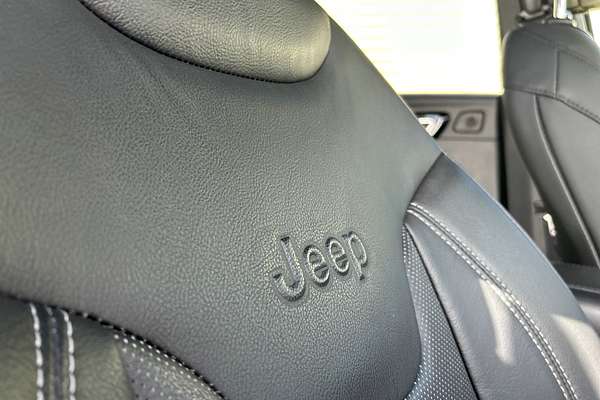 2023 Jeep Compass S-Limited M6