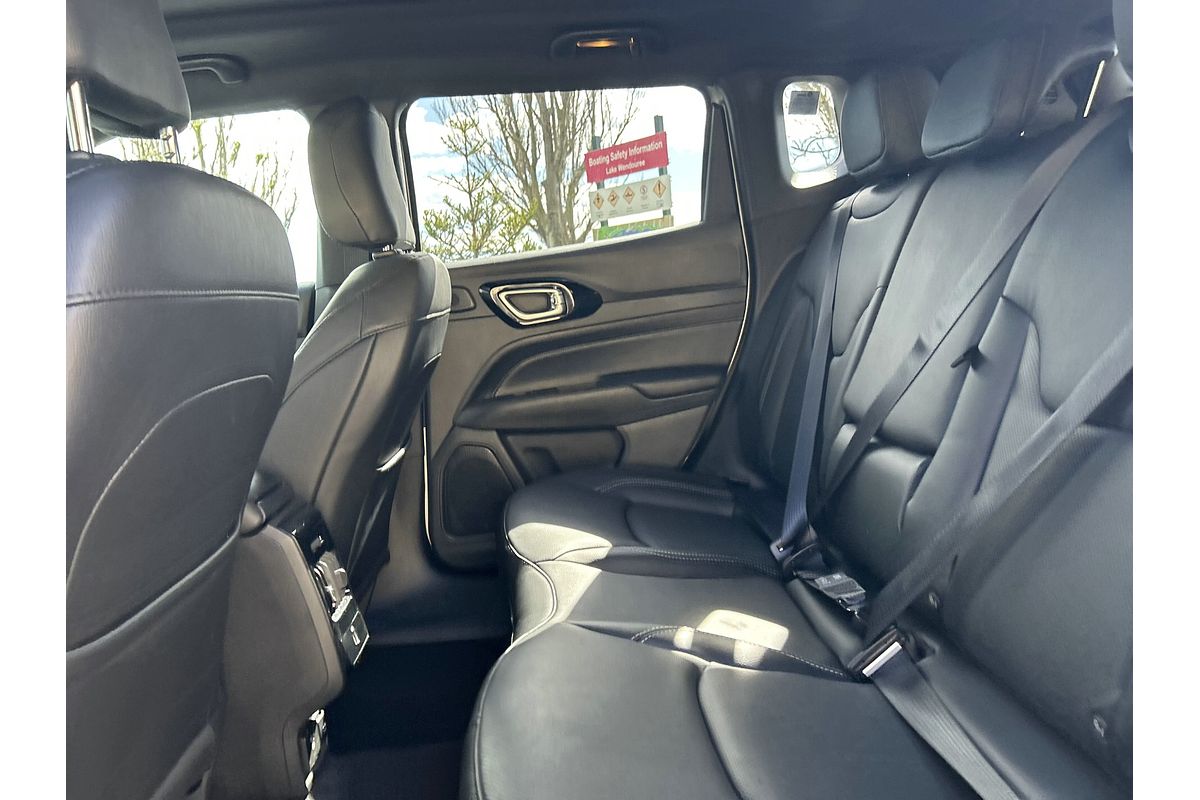 2023 Jeep Compass S-Limited M6