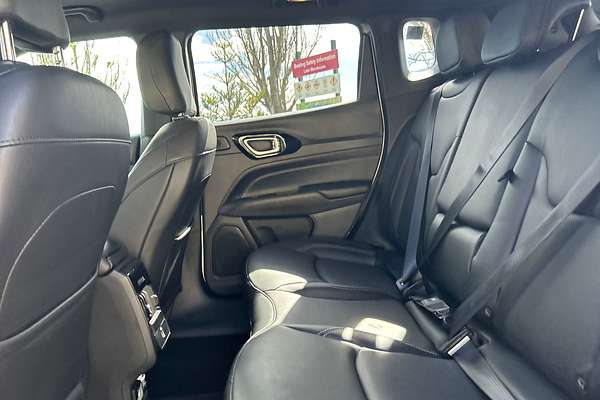 2023 Jeep Compass S-Limited M6