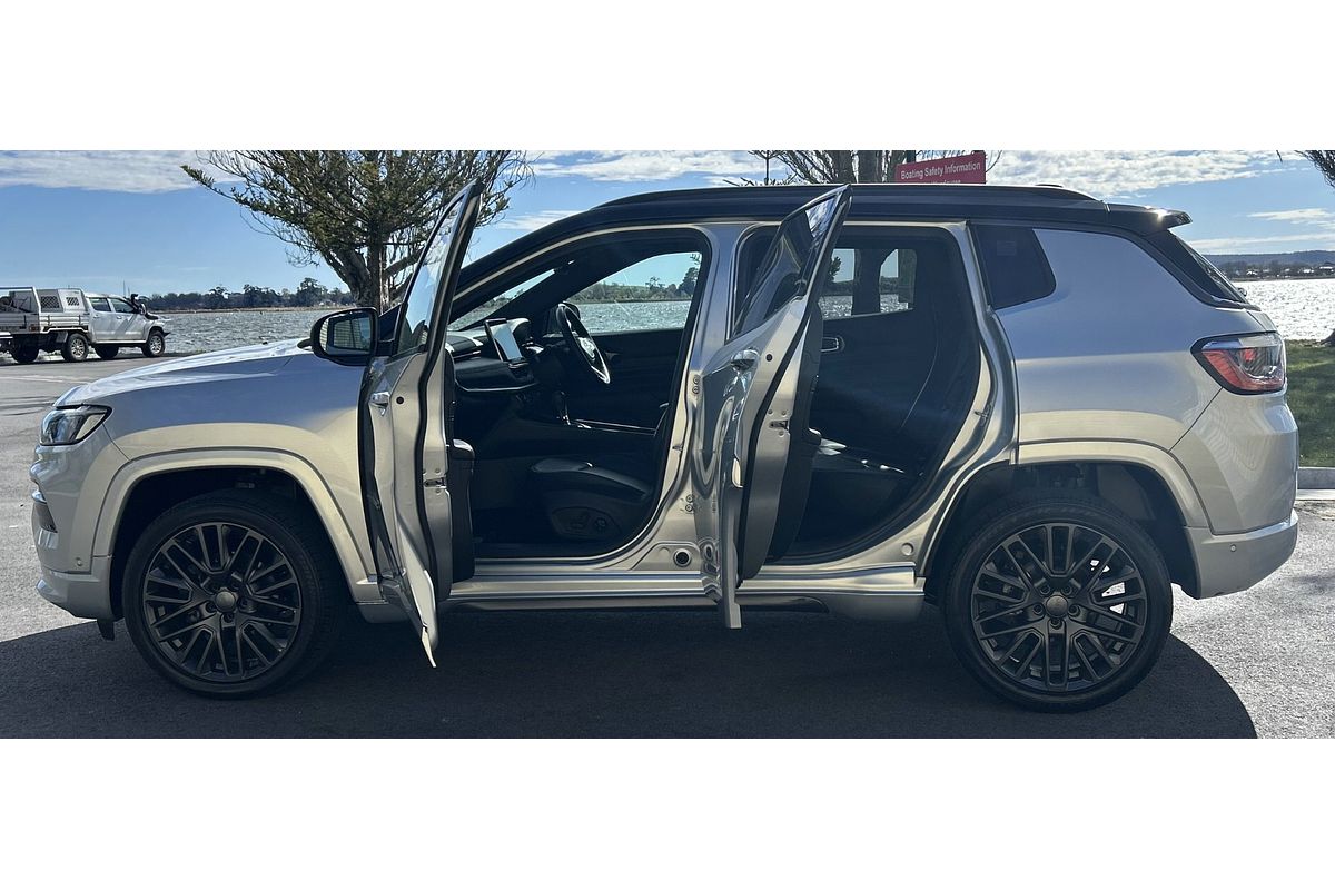 2023 Jeep Compass S-Limited M6