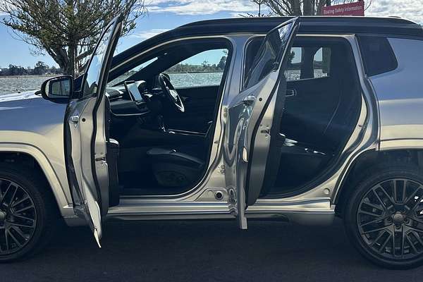 2023 Jeep Compass S-Limited M6