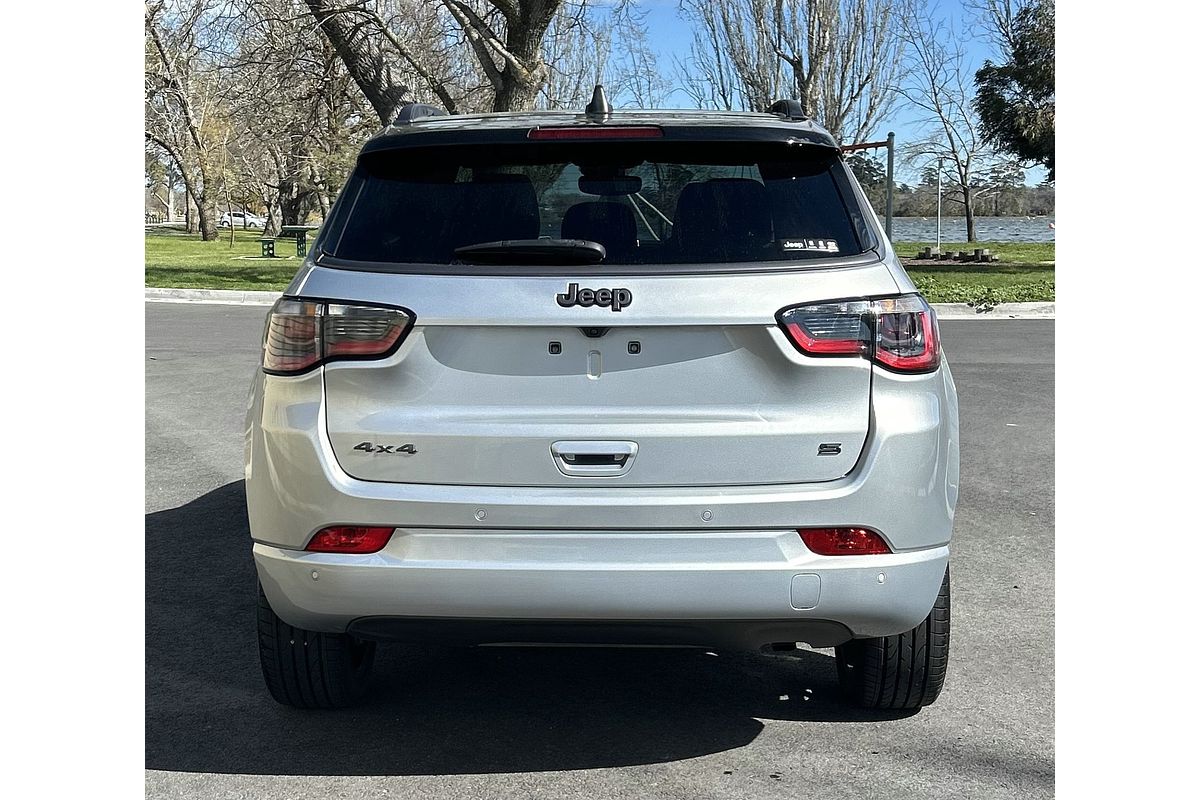 2023 Jeep Compass S-Limited M6