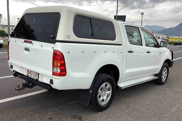 2005 Toyota Hilux SR GGN25R 4X4