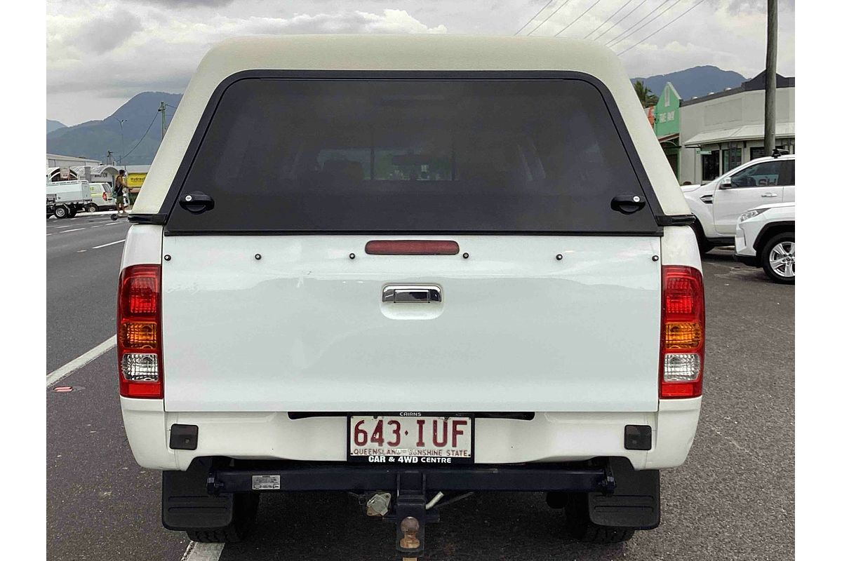 2005 Toyota Hilux SR GGN25R 4X4