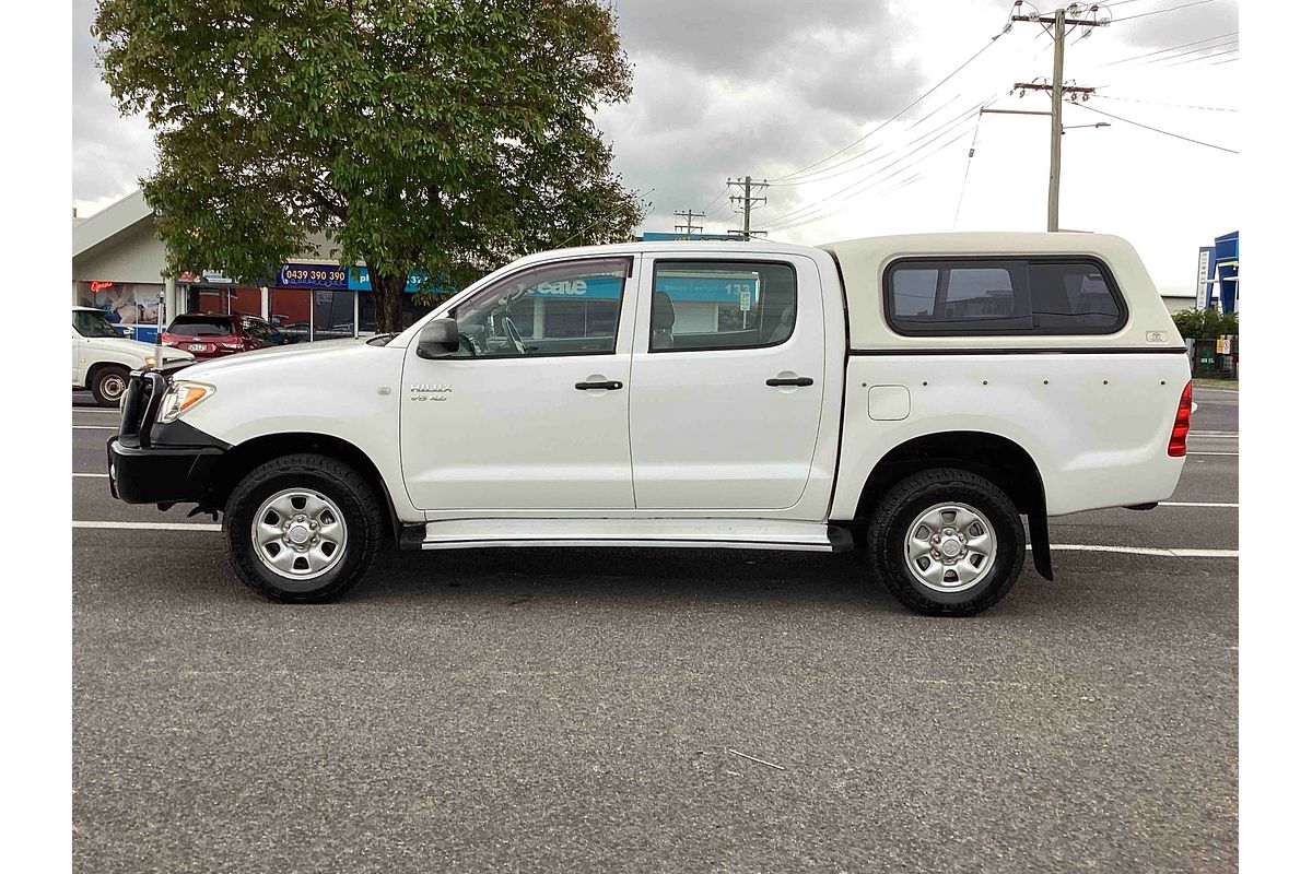2005 Toyota Hilux SR GGN25R 4X4