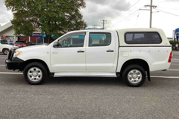 2005 Toyota Hilux SR GGN25R 4X4