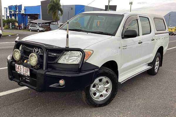 2005 Toyota Hilux SR GGN25R 4X4