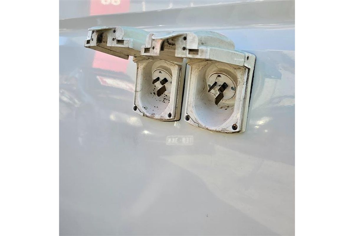 2012 Toyota Hiace TRH201R LWB