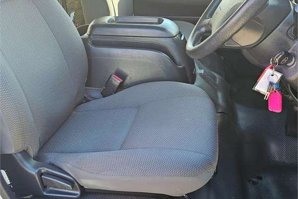 2012 Toyota Hiace TRH201R LWB