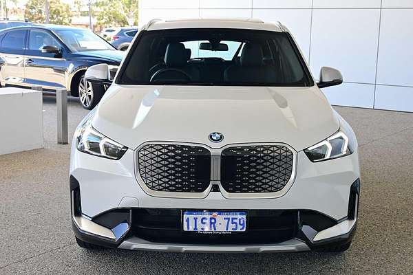 2025 BMW iX1 eDrive20 xLine U11