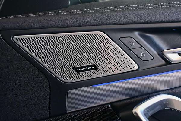 2025 BMW iX1 eDrive20 xLine U11