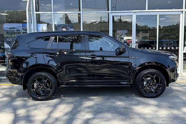 2025 Isuzu MU-X X-TERRAIN