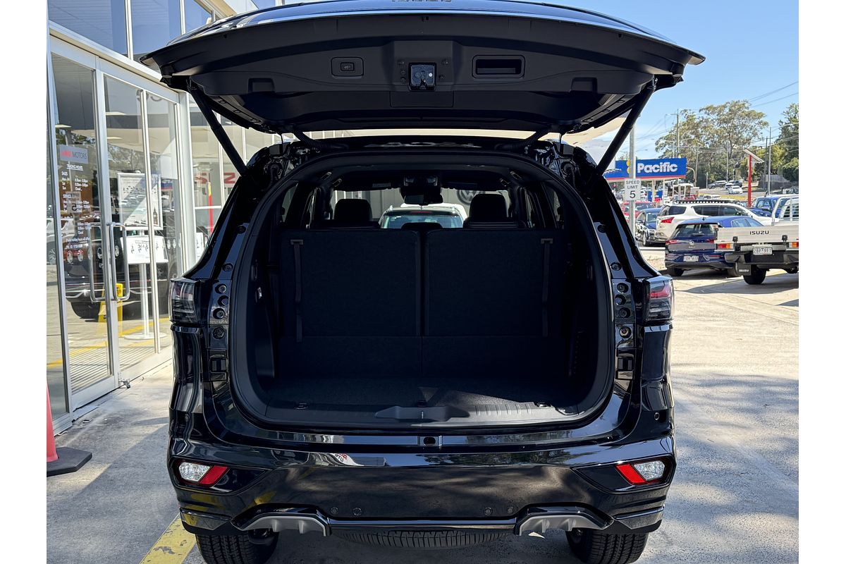 2025 Isuzu MU-X X-TERRAIN