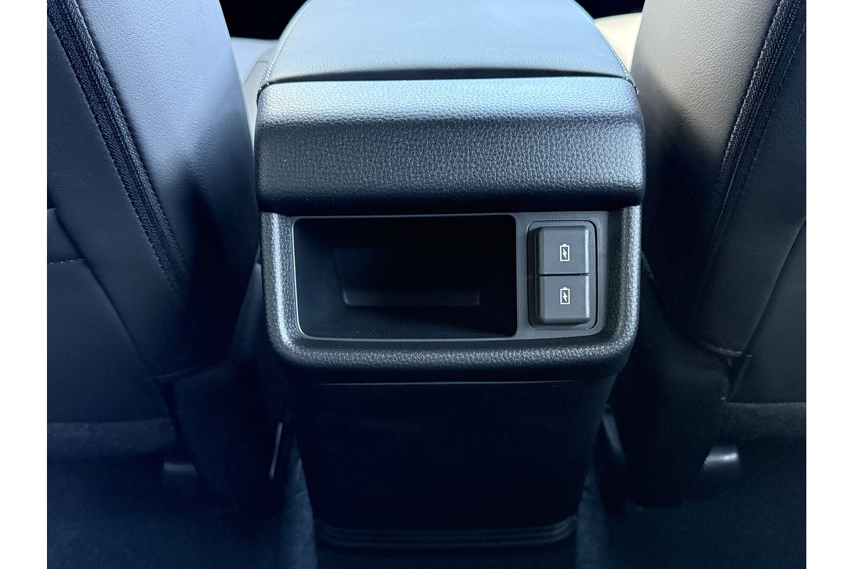 2025 Isuzu MU-X X-TERRAIN