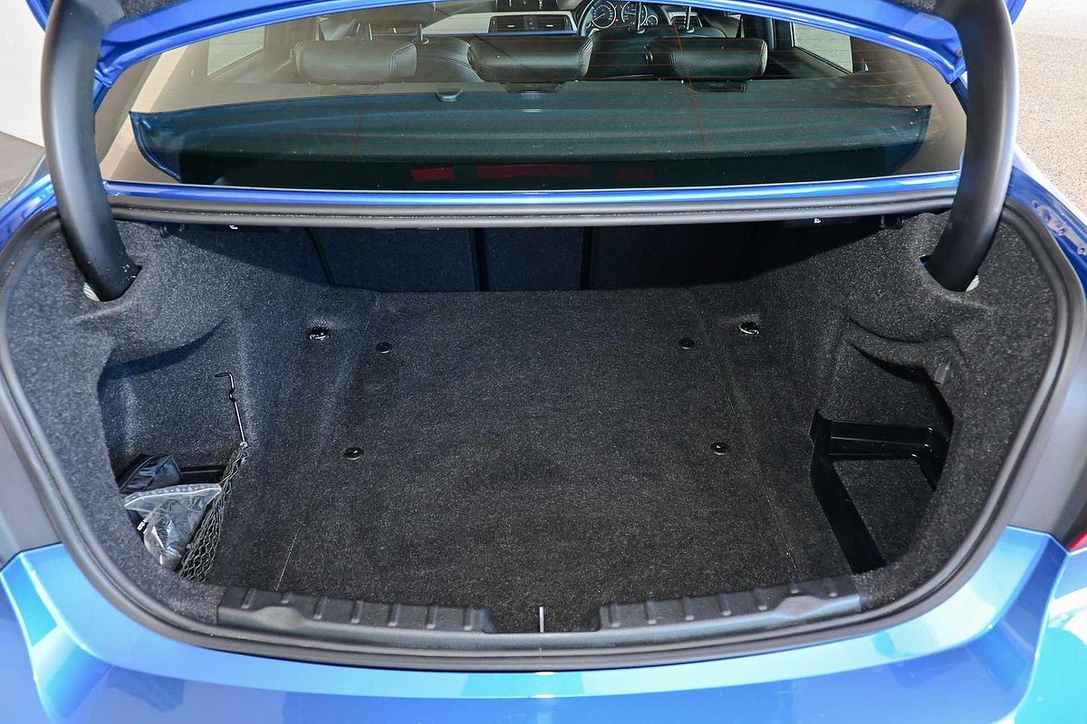 2017 BMW 3 Series 320i Sport Line F30 LCI