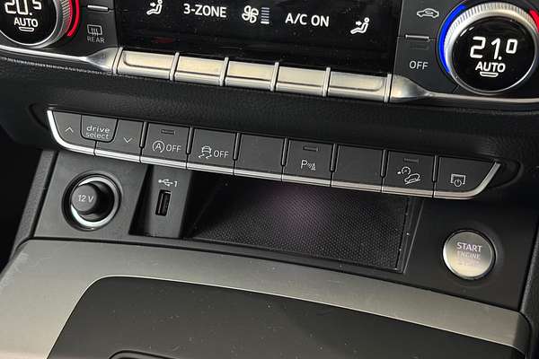 2021 Audi Q5 45 TFSI Sport FY