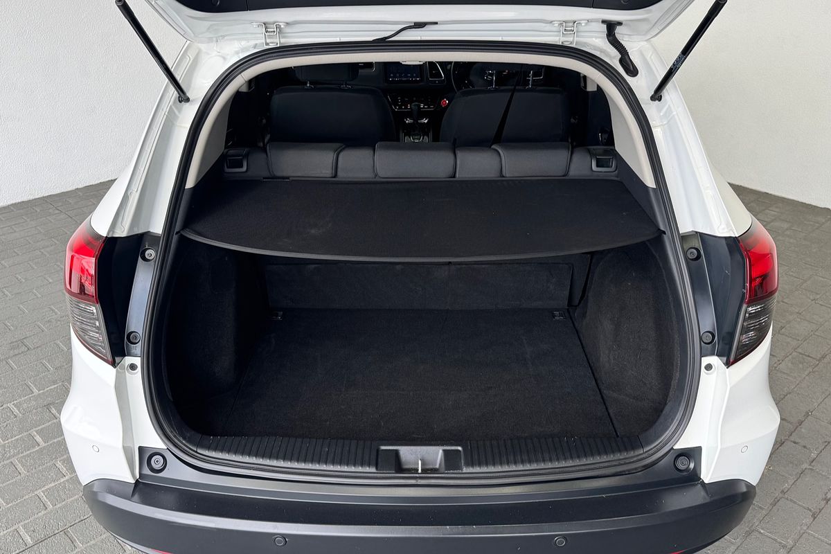 2019 Honda HR-V VTi-S