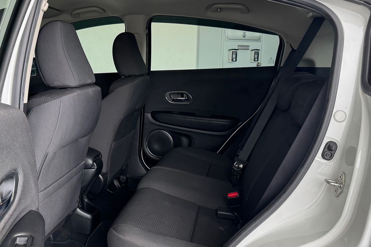 2019 Honda HR-V VTi-S