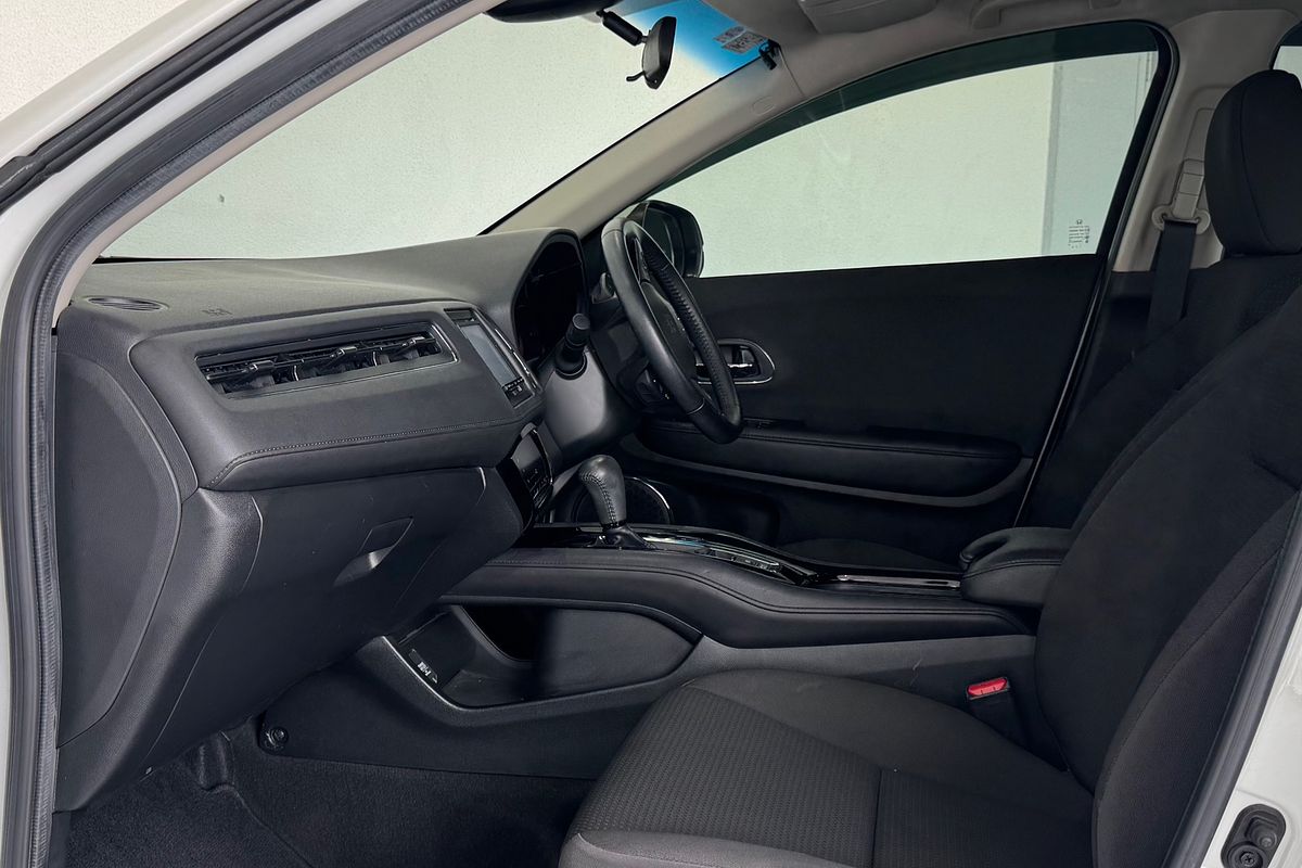 2019 Honda HR-V VTi-S