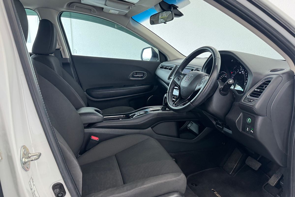 2019 Honda HR-V VTi-S