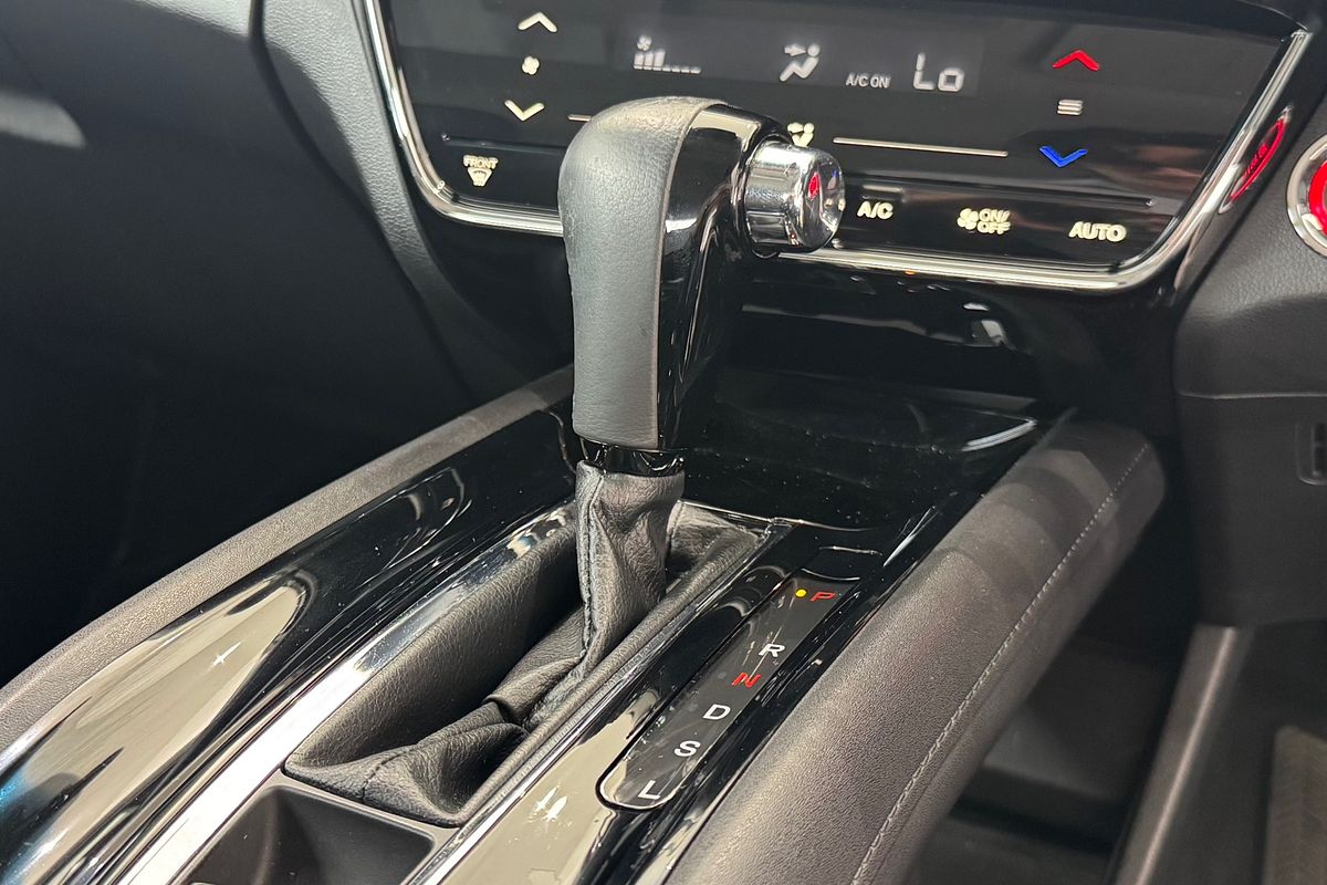 2019 Honda HR-V VTi-S