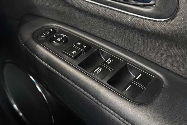 2019 Honda HR-V VTi-S