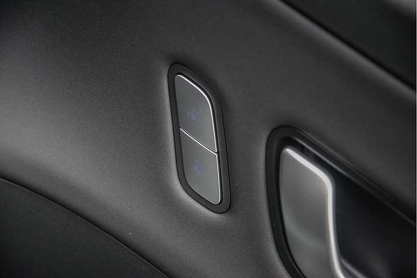 2025 Hyundai Kona Premium SX2.V3