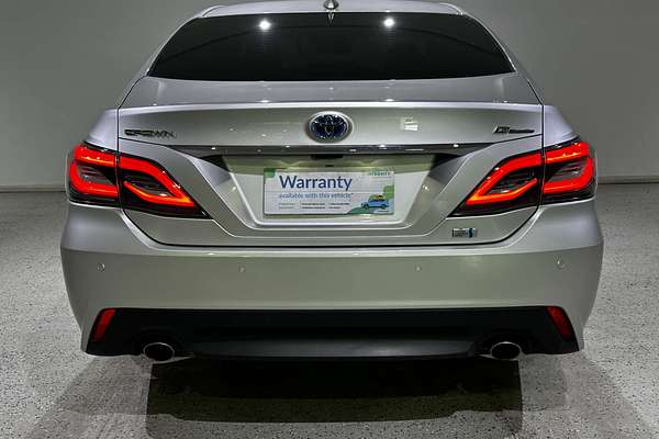 2018 Toyota Crown Hybrid G Executive GWS224