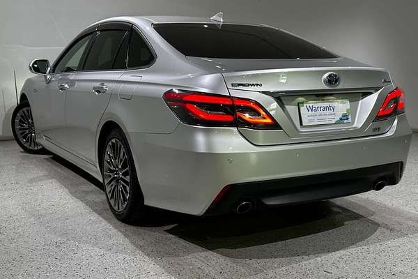 2018 Toyota Crown Hybrid G Executive GWS224