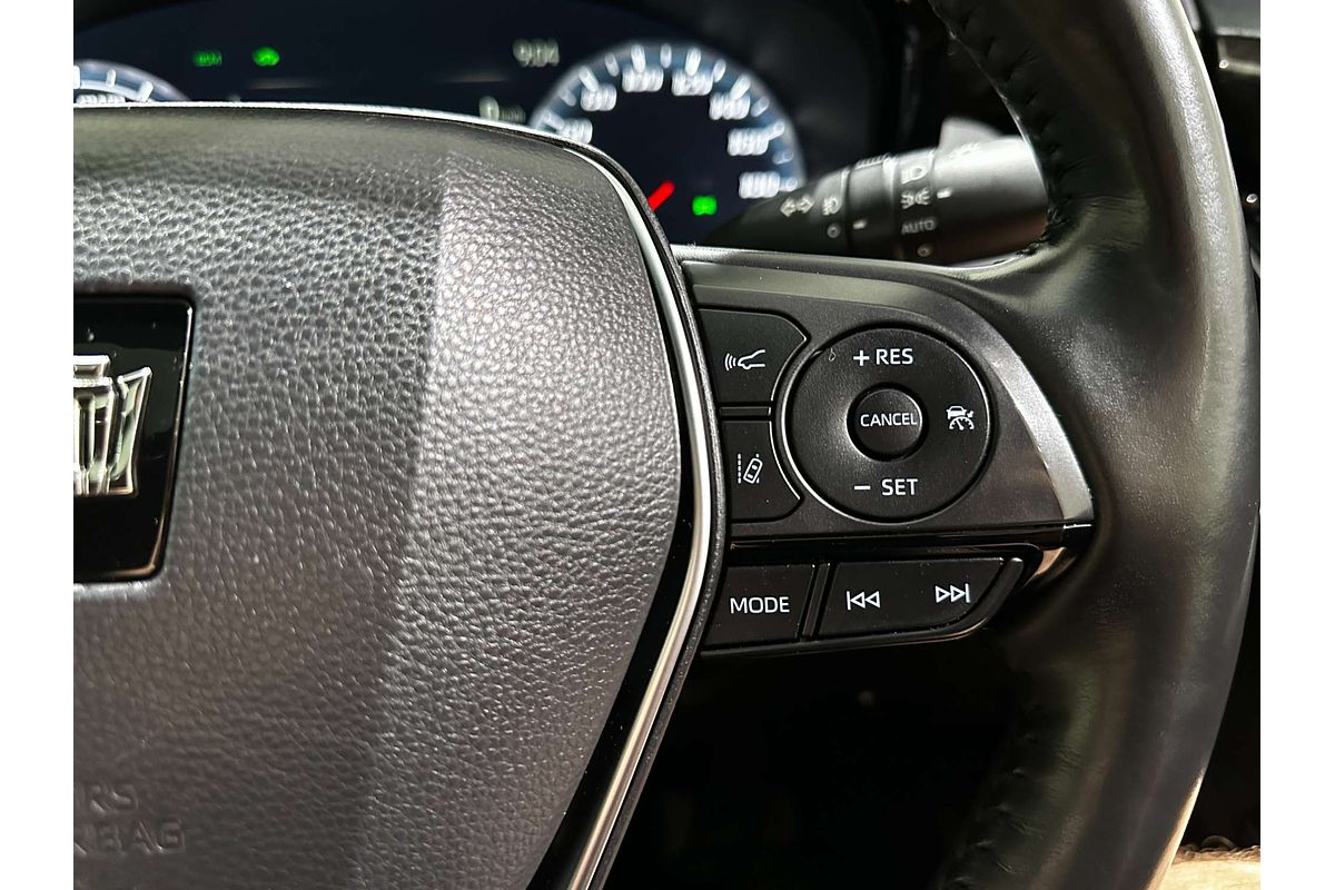 2018 Toyota Crown Hybrid G Executive GWS224