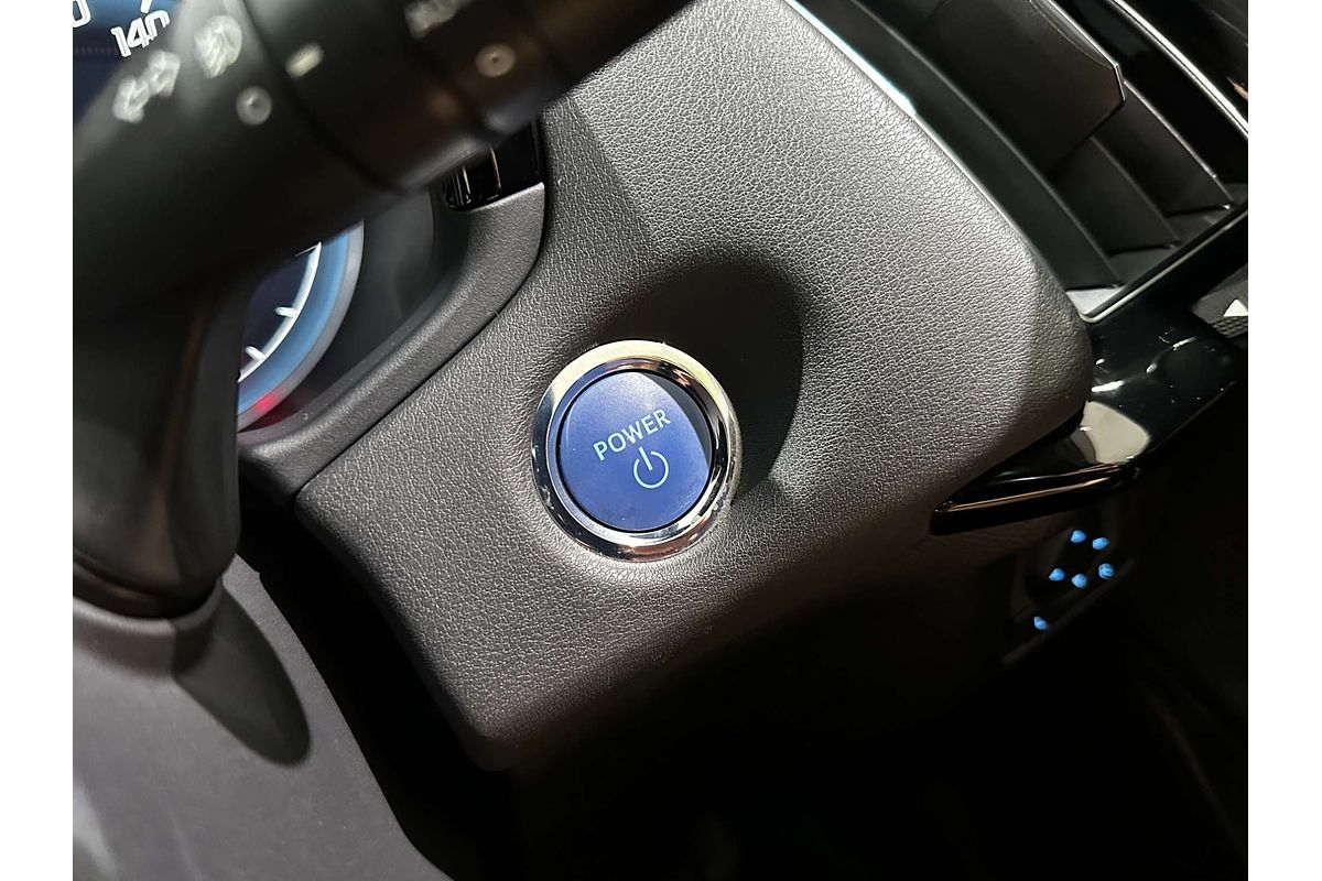 2018 Toyota Crown Hybrid G Executive GWS224