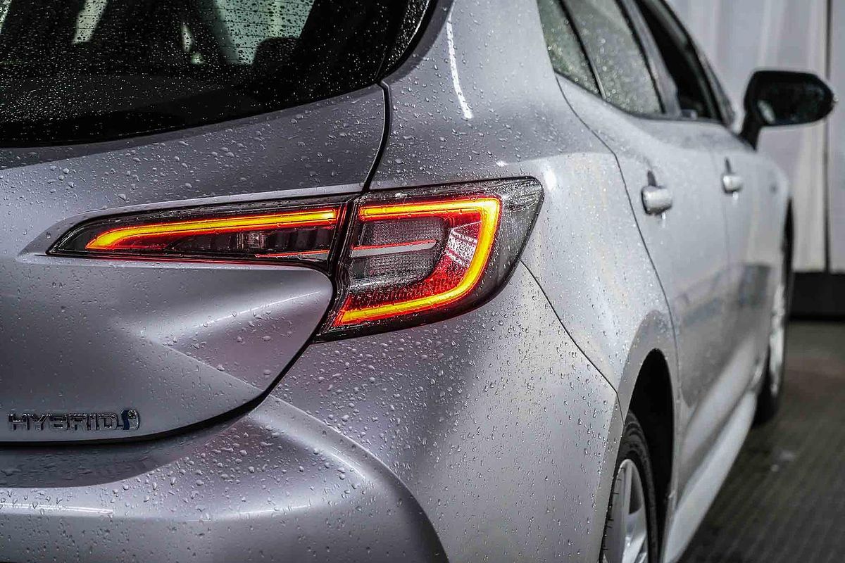 2022 Toyota Corolla Ascent Sport Hybrid ZWE211R