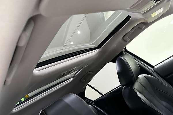 2017 Mitsubishi Eclipse Cross Exceed YA