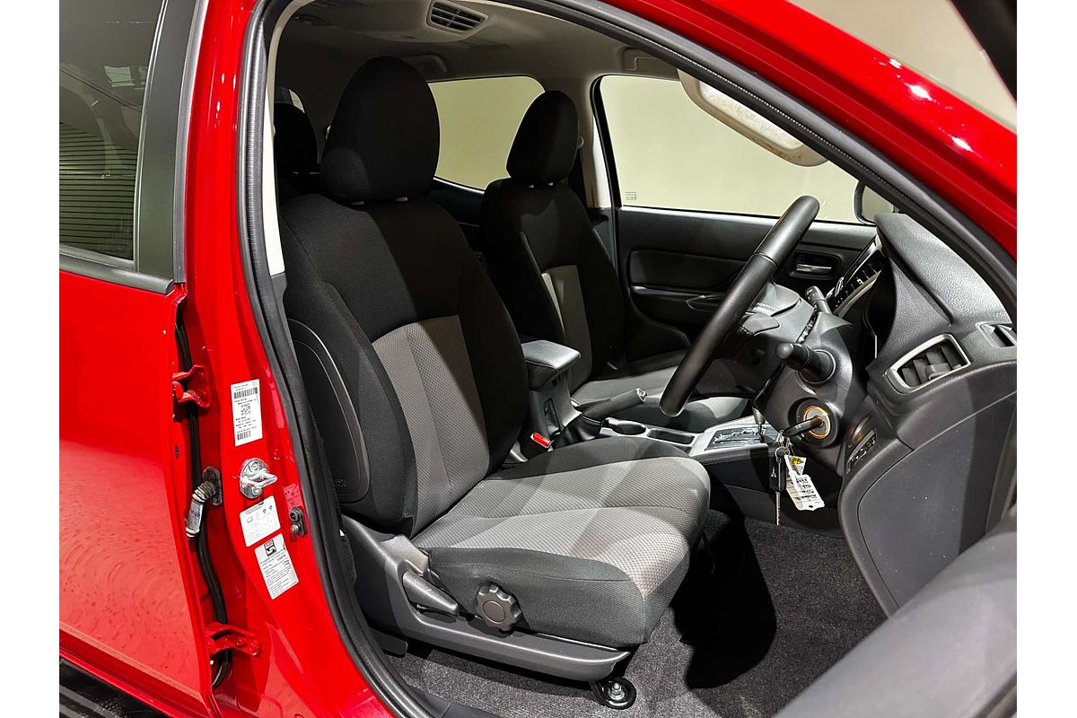 2023 Mitsubishi Triton GLX-R MR Rear Wheel Drive