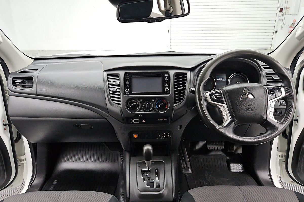 2021 Mitsubishi Triton GLX MR 4X4