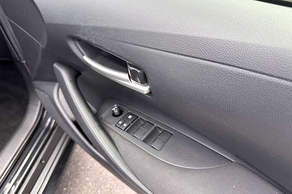 2020 Toyota Corolla Ascent Sport MZEA12R