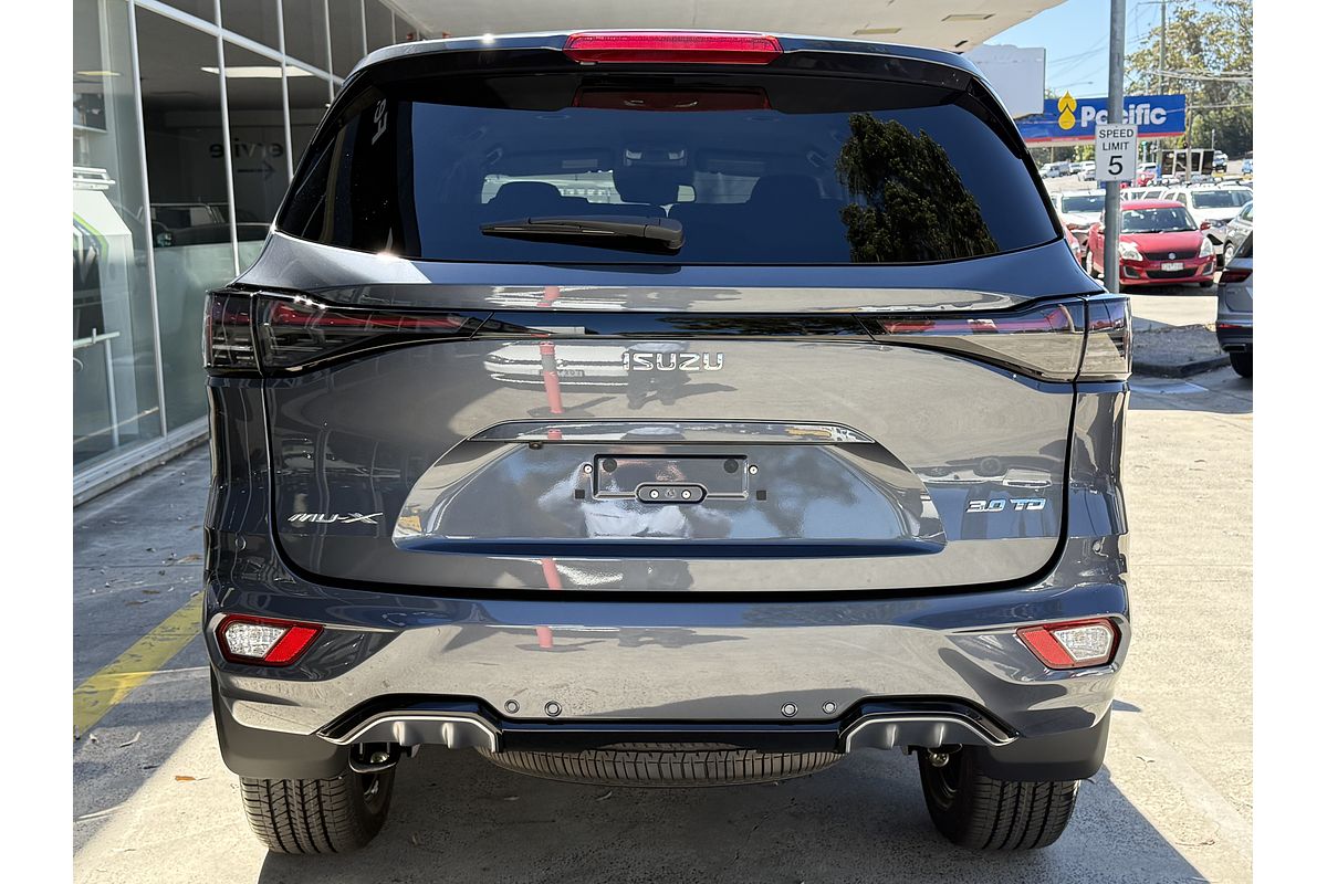 2025 Isuzu MU-X LS-T