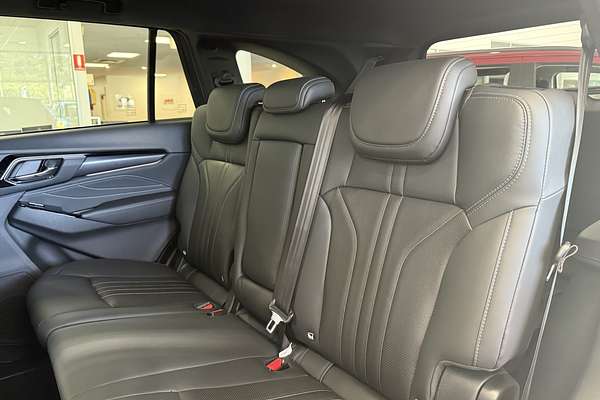 2025 Isuzu MU-X LS-T